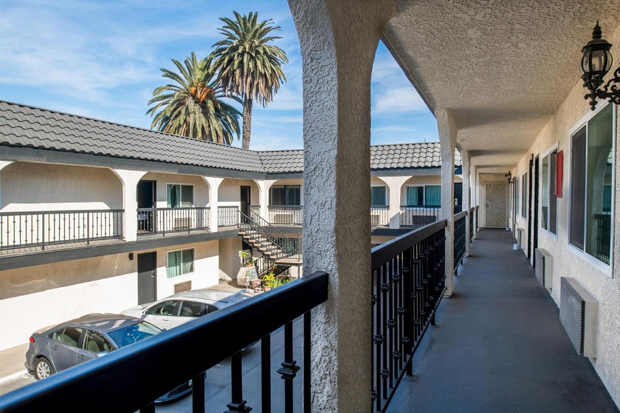 La Mirage Inn - Long Beach Eksteriør billede